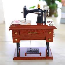 “Sewing Machine Jewelry Box – Vintage Table Décor & Storage Organizer”