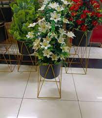 Corner Flower Pot with Stand – Indoor & Outdoor Plant Holder (Drawing Design)